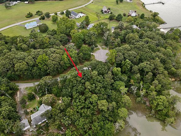 5th image of 20 Bull Creek Dr