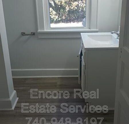 2nd image of 120 S 21st St