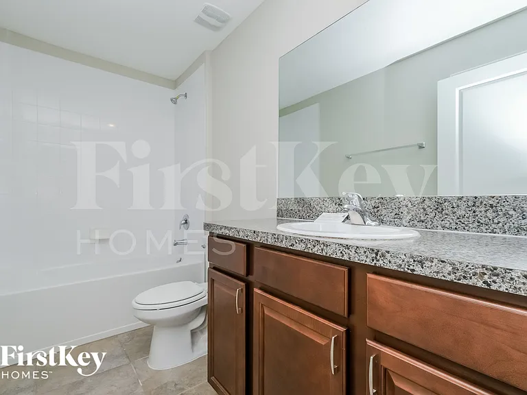 6117 Tremeza Pl — Photo 14