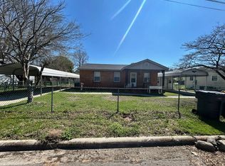 511 Grey St, Lumberton, NC 28358