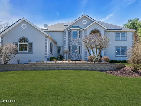 2 Chestnut Hill Drive, Manalapan, NJ 07726