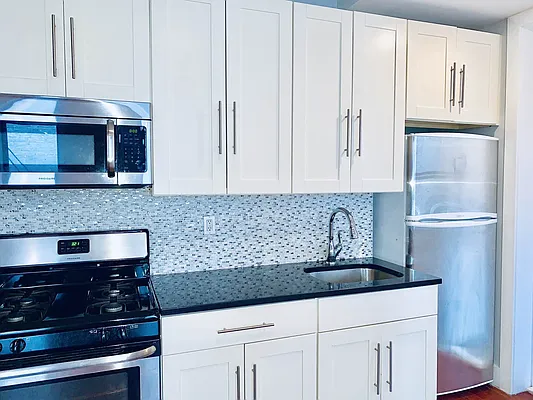 Rented by Premier One Realty LLC | media 11