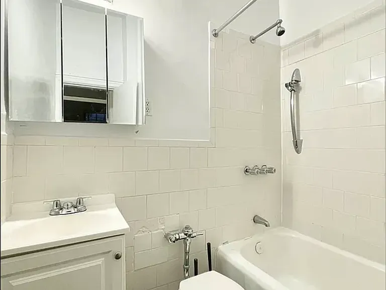 177 Madison Ave #3B — Photo 7