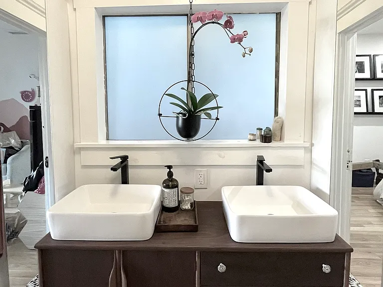2258 Inez St — Photo 10