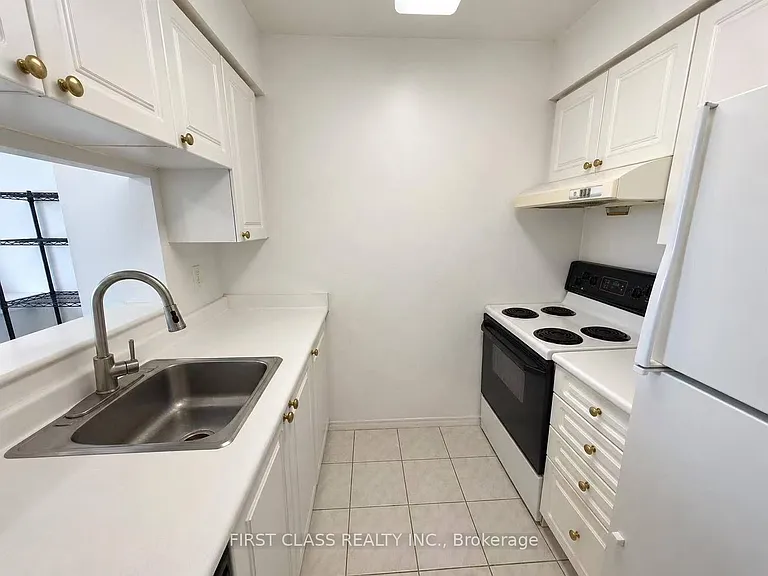 3 Pemberton Ave #1409 — Photo 3