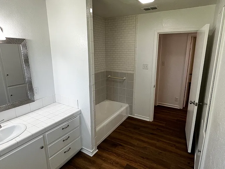9457 Orchard Dr — Photo 16