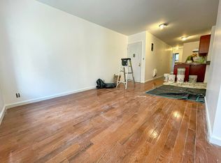 36 E Broadway #3, New York, NY 10002