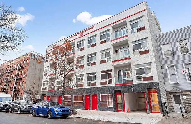 Rented by Skyhigh Realty NYC LLC | media 8