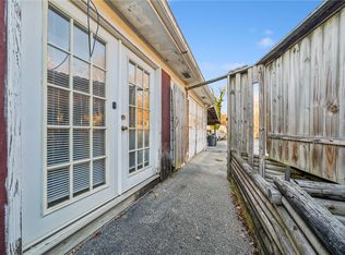 129 Keck Ln, Ruffs Dale, PA 15679