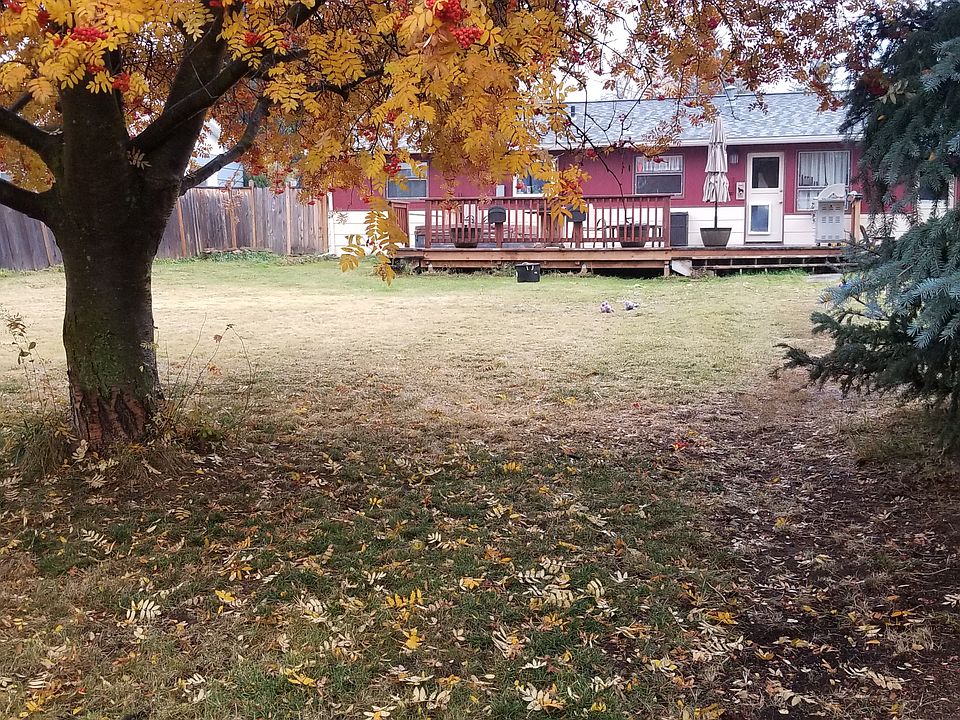 2nd image of 90 Arrowhead Dr