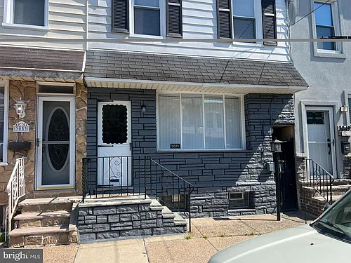 3051 Cedar St Photo 1