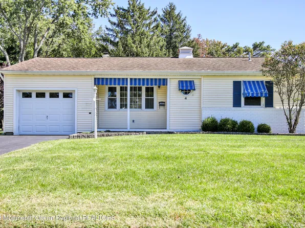 4 Woodbury Court, Berkeley, NJ 08721