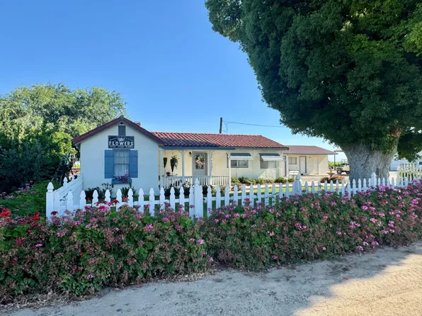 17672 W Belmont Ave, Kerman, CA 93630