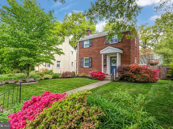 3221 6th St S, Arlington, VA 22204