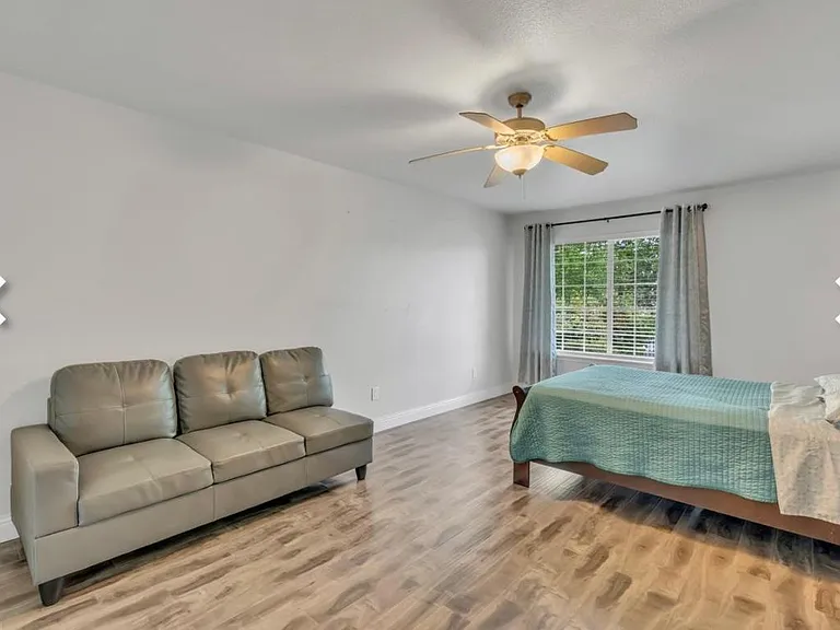 Master bedroom of 3199 Western Avenue Sacramento, CA 95838