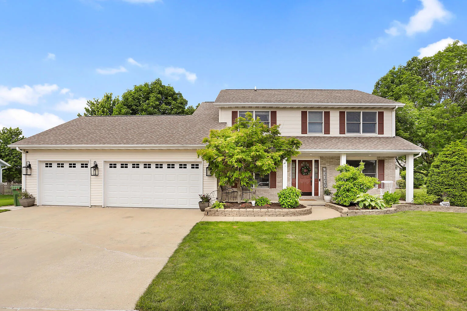 709 Northridge Dr photo 1