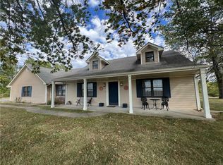 16969 Waller Rd, Richmond, MO 64085
