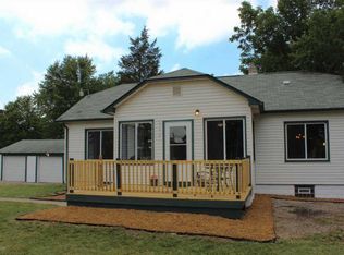 27478 W Huron River Dr, Flat Rock, MI 48134