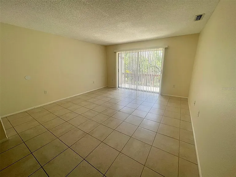 2745 Hidden Lake Blvd #D — Photo 16