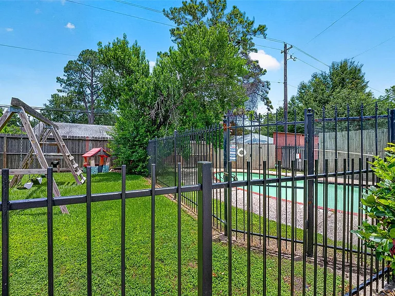 1220 Shadowdale Dr #6 — Photo 27
