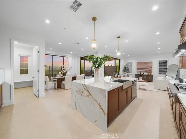 149 Summerland, Irvine, CA 92602