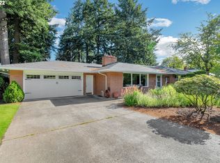 15121 NE Clackamas St, Portland, OR 97230