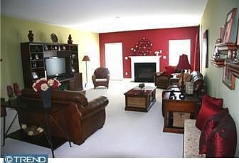 1st image of 731 Idlewyld Dr
