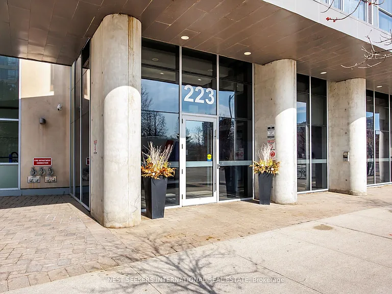 223 Webb Dr #911 — Photo 2