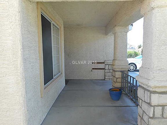 2nd image of 2457 Avenida Cataluna