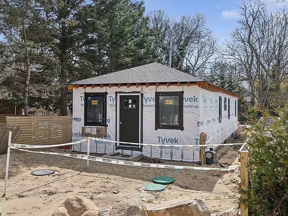 4th image of 24 Maidstone Park Rd