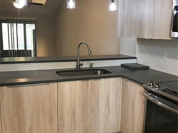 5th image of 3706 59th Street Dr W