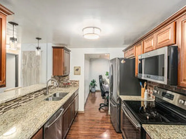 415 S Howes St N #202 — Photo 7
