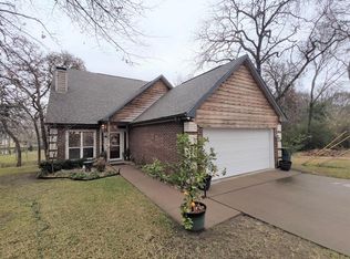 127 Inwood Cir, Mabank, TX 75156