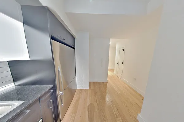 Rented by Pinnacle City Living | media 28