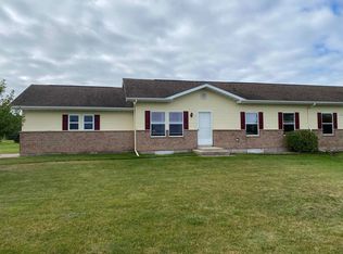 875 Bon St, Cecil, WI 54111
