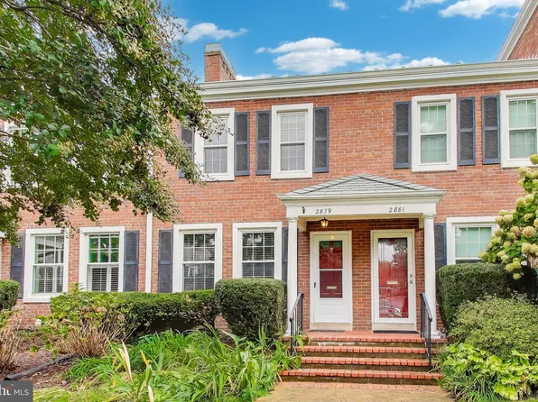 2879 S Abingdon St, Arlington, VA 22206