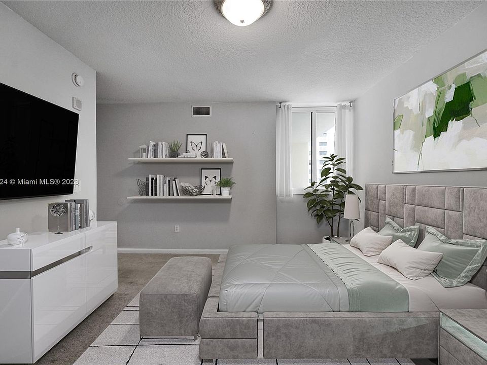 1st image of 18800 NE 29th Ave APT 527