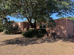 2705 La Charles Dr NE, Albuquerque, NM 87112