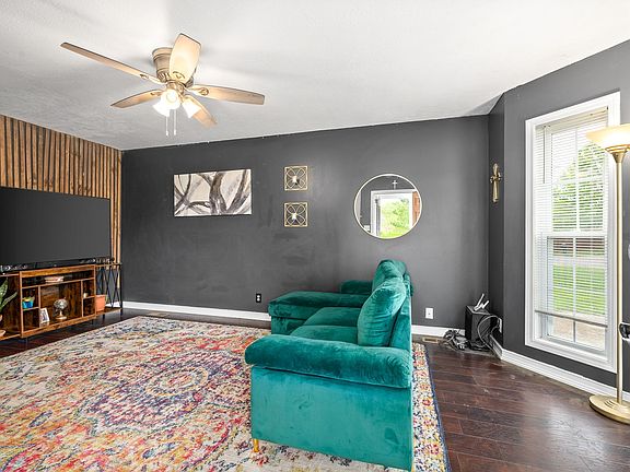 5th image of 1253 Weeping Willow Dr