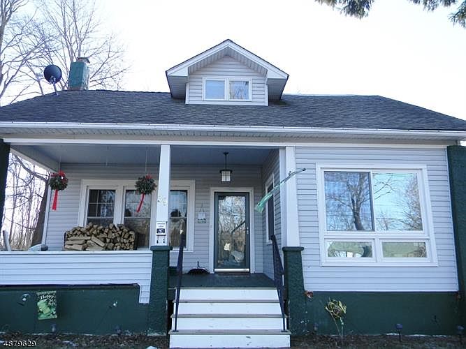 1st image of 39 Orchard St