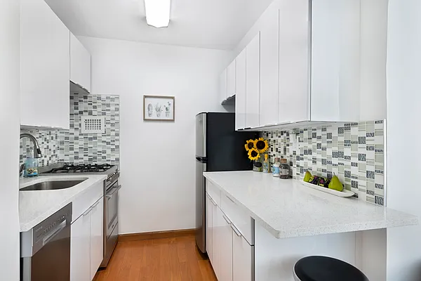 Sold by Douglas Elliman | media 3