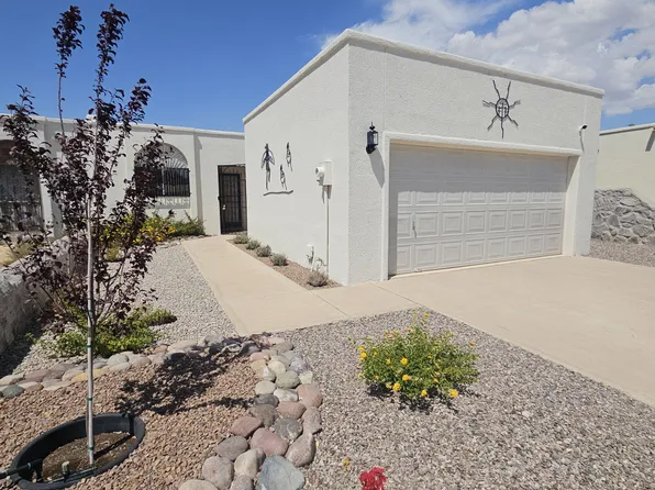 3107 Hillrise Dr, Las Cruces, NM 88011