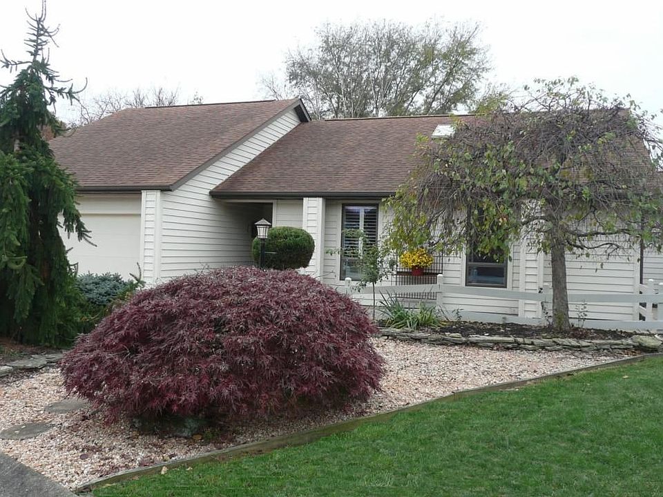 2nd image of 7 Rivercrest