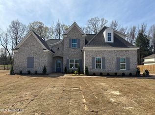 939 Buttermilk Dr, Nesbit, MS 38651