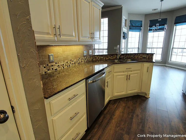 2808 Stonebrook Rd — Photo 17