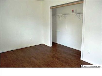 4th image of 40 Lakeview Dr