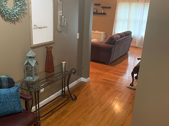 5th image of 870 Green Creek Dr