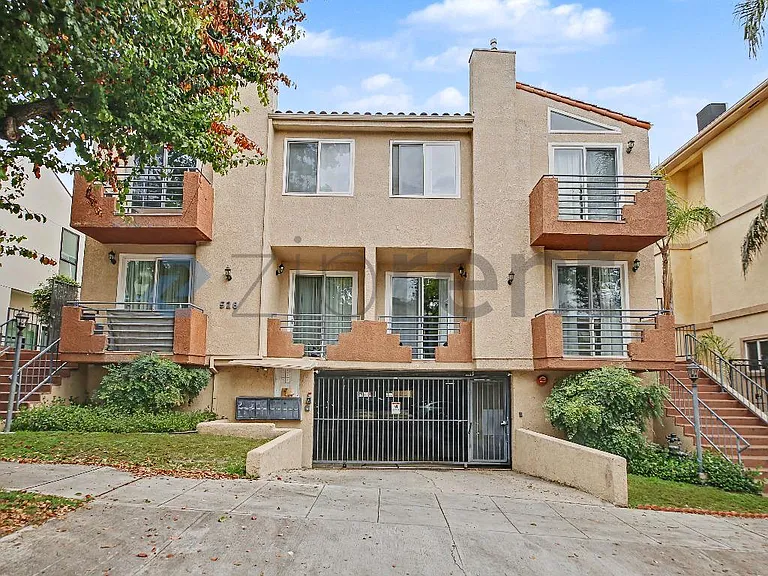 528 E San Jose Ave #110 — Photo 1