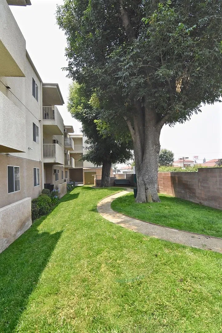 18415 Dearborn Street, LLC. (9218) — Photo 1