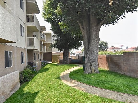 2nd image of 18415 Dearborn St APT 301